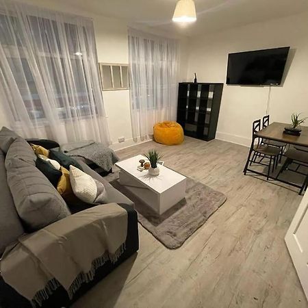 Comfortable 2 Bedroom On Tower Bridge London Eksteriør bilde